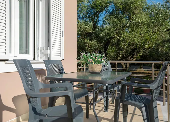 Case de vacanță Olive Grove House By Elite Kypseli