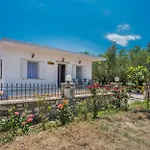 Сasa de vacaciones Olive Grove House By Elite Kypseli